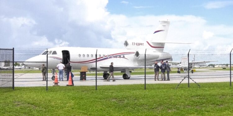 EEUU incauta avión presidencial de Venezuela