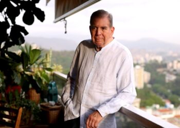 Edmundo González no ha solicitado asilo político a ninguna embajada, según su abogado