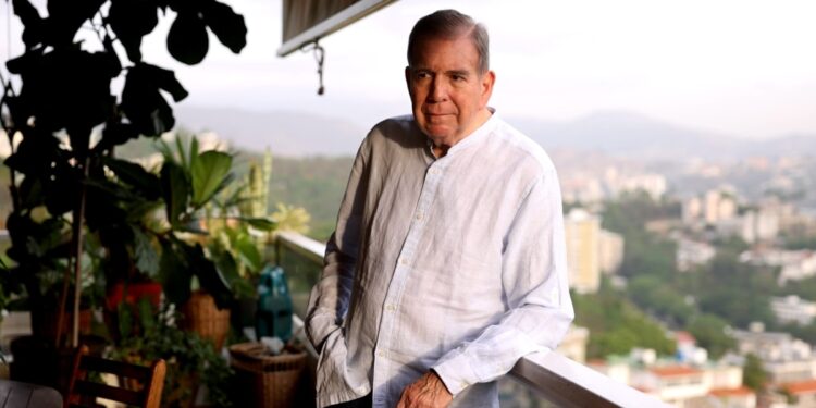 Edmundo González no ha solicitado asilo político a ninguna embajada, según su abogado