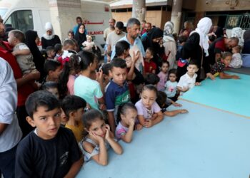 Israel deja decenas de muertos en Gaza en el segundo día de vacunación contra la polio