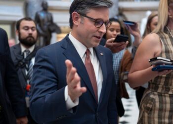 La Cámara de Representantes de EEUU aseguró el funcionamiento de las agencias federales hasta diciembre