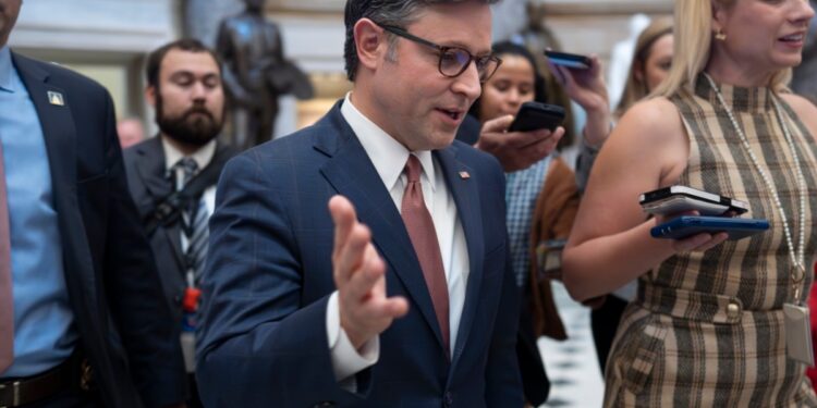 La Cámara de Representantes de EEUU aseguró el funcionamiento de las agencias federales hasta diciembre