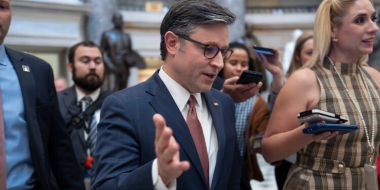 Congreso de EEUU aprueba proyecto de ley para evitar un cierre del gobierno