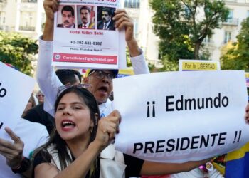 Senado de España insta al Gobierno a reconocer a González como presidente electo de Venezuela