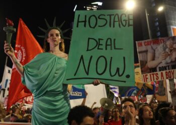 El presidente Joe Biden condena la muerte de rehenes en Gaza, entre ellos un ciudadano estadounidense