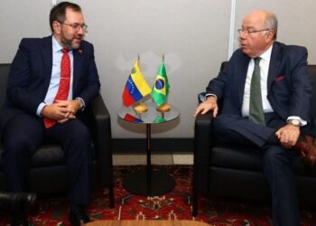 CNN: Brasil pide al chavismo salvoconducto para opositores refugiados en la embajada de Argentina