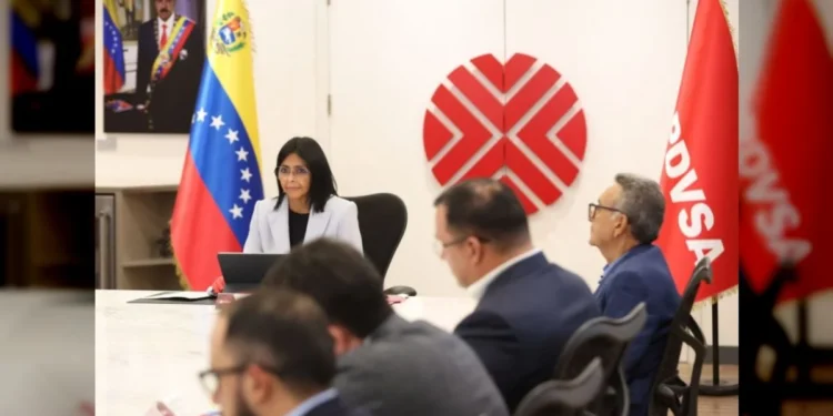 Vicepresidenta Delcy Rodríguez revisó políticas para impulsar producción petrolera y gasífera