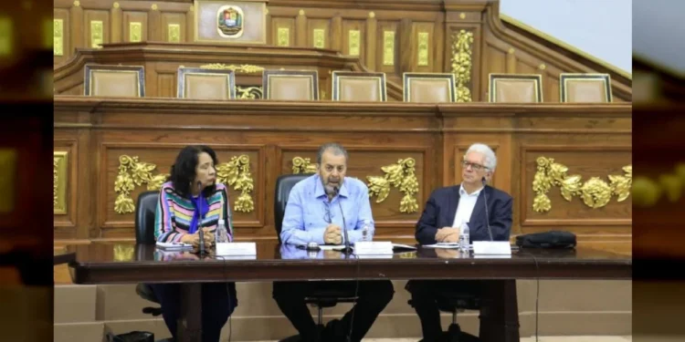 Comisión de Política Exterior de AN en sesión permanente estudia propuesta de romper relaciones con España