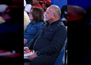 Ministro Cabello informó sobre nuevo decomiso de armamento para terroristas procedente de EEUU