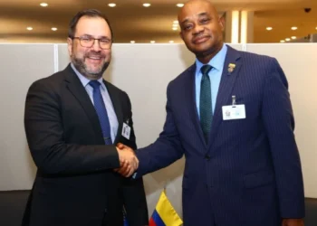 Cancilleres de Venezuela y Colombia se reúnen en Nueva York para afianzar hermandad binacional