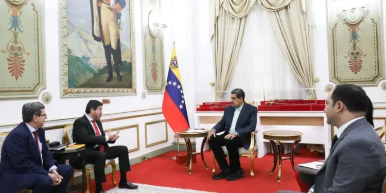 Presidente Maduro recibe en Miraflores a autoridades de Repsol para avanzar en nuevos acuerdos
