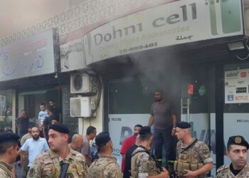 20 muertos y 450 heridos en Líbano por explosiones de walkie-talkies contra Hezbolá