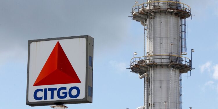 Venezuela pide pausa de cuatro meses en subasta de acciones de Citgo