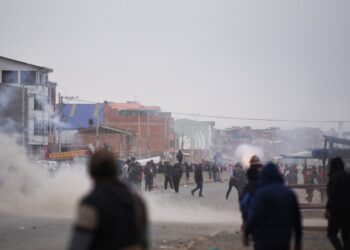 En medio de los escandalos politicos en Bolivia, renuncia el ministro de Justicia