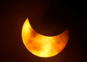 Eclipse solar de «anillo de fuego» deslumbrará en octubre partes de Sudamérica y el Pacífico
