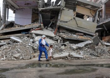 EEUU reacciona con furia y tristeza a la muerte de 6 rehenes en Gaza, entre ellos un estadounidense.