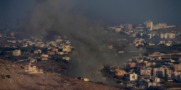 bombardeos israelíes matan a por lo menos 356 personas