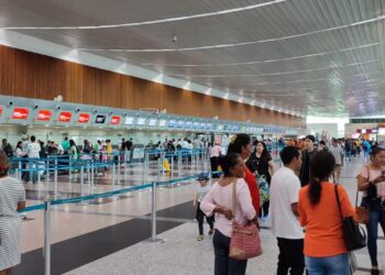 Aeropuertos de Ecuador operarán con normalidad en los apagones anunciados a nivel nacional