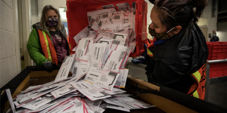 Los temores por la integridad de las elecciones en EEUU aumentan la tensión antes de las elecciones presidenciales