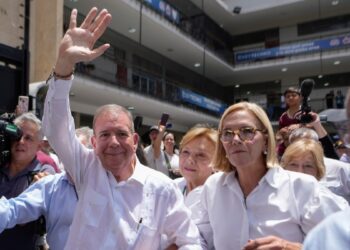 varios países condenan orden de arresto contra Edmundo González