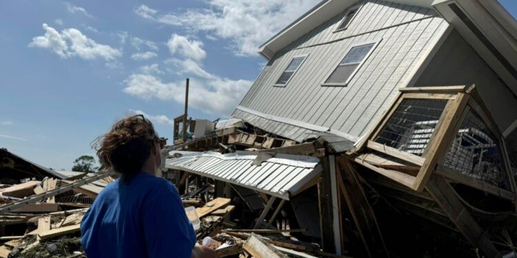 Más de 90 muertos tras el paso del huracán Helene por el sur de Estados Unidos