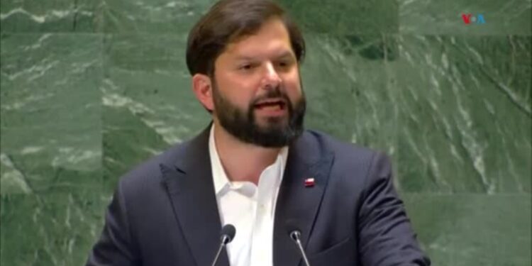 Presidente chileno Gabriel Boric condena “robo de elecciones» en Venezuela