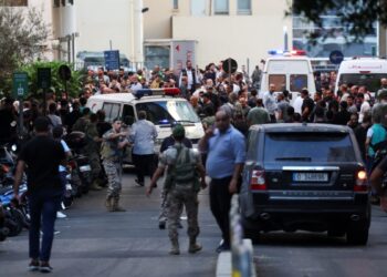 Más de 1.000 personas, incluidos miembros de Hezbolá, resultaron heridas en Líbano cuando explotaron buscapersonas