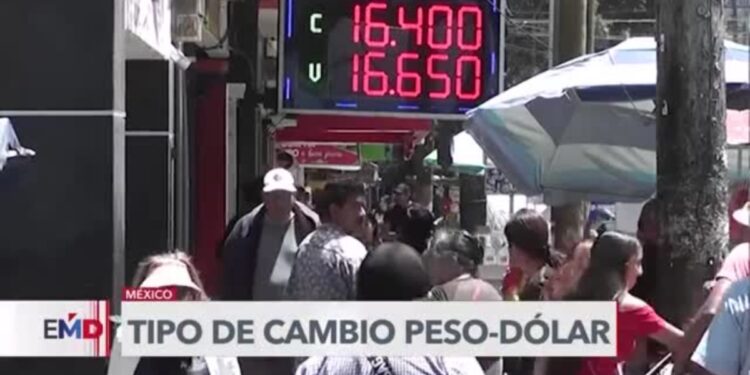 Pierde valor el peso mexicano frente al dólar
