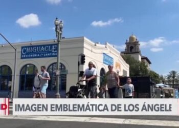 Fotógrafo abandonará Placita Olvera, lugar emblemático de Los Ángeles