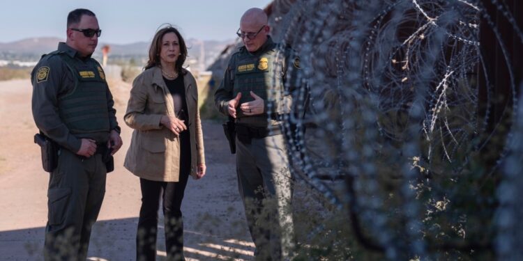 Los candidatos a la presidencia de EEUU continúan en su lucha por obtener el respaldo de los votantes en los Estados clave