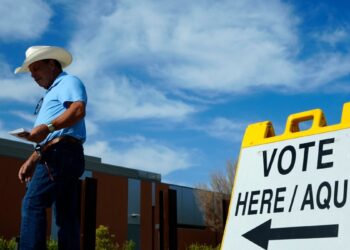 votantes con ciudadanía no documentada pueden votar en elección local