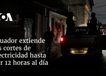Ecuador extiende los cortes de electricidad hasta por 12 horas al día