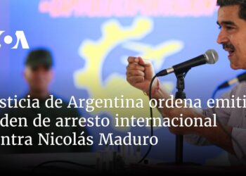 Justicia argentina ordena emitir orden de arresto internacional contra Nicolás Maduro