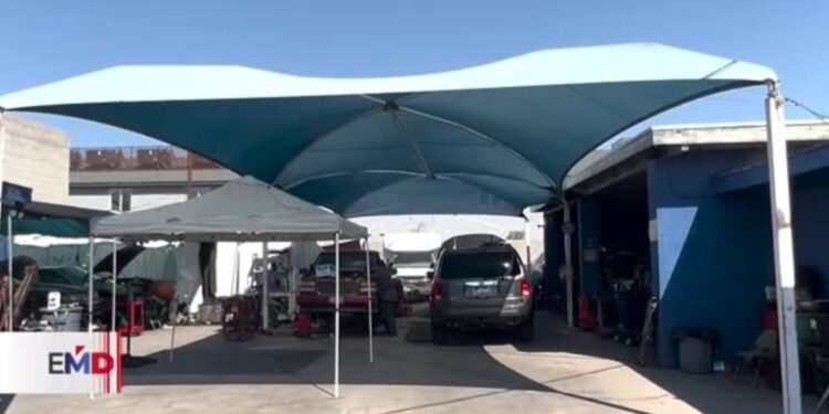 Proponen reglamento en EEUU para proteger del calor extremo a trabajadores