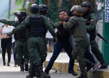 Misión de ONU nota “represión desmedida”. Se paraliza Amuay.