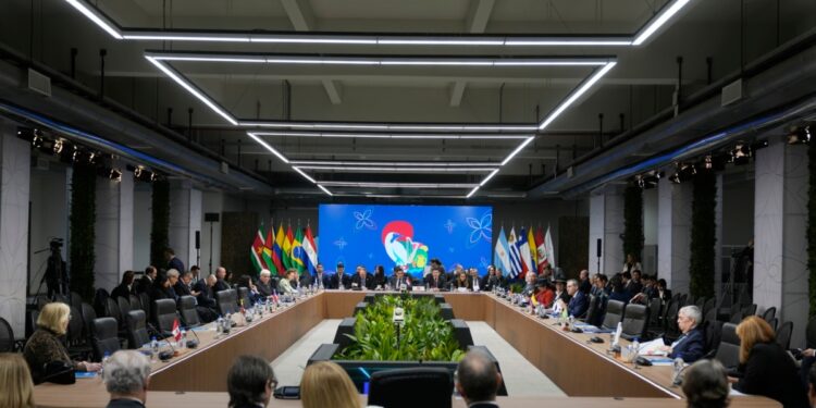 Mercosur y la Unión Europea podrían firmar un
acuerdo de libre comercio durante la reunión del G20 de noviembre