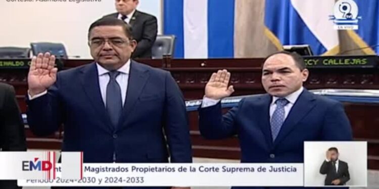 Cuestionan elección de nuevos magistrados de Corte Suprema en El Salvador