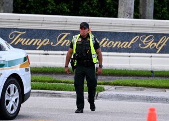 Trump a salvo tras frustrarse nuevo intento de asesinato en su campo de golf en Florida