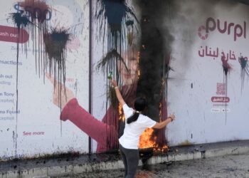 Israel prepara el terreno para una posible invasión terrestre en Líbano