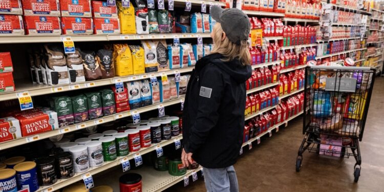 La confianza de los consumidores aumenta en septiembre