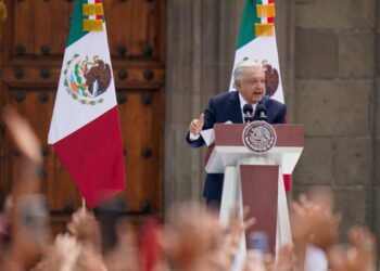 Voto simbólico a reforma judicial y cero autocrítica en último informe de López Obrador