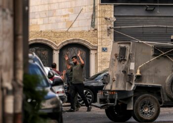 Un misil del grupo Hutí atacó el centro de Israel.