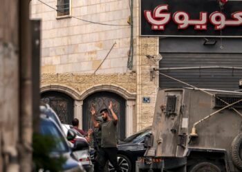 Un nuevo ataque a misión humanitaria en Gaza deja un saldo de 5 muertos.