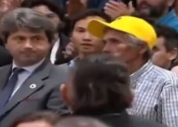 Coordinador de la ONU en Venezuela aplaude de pie a Maduro en congreso contra el fascismo