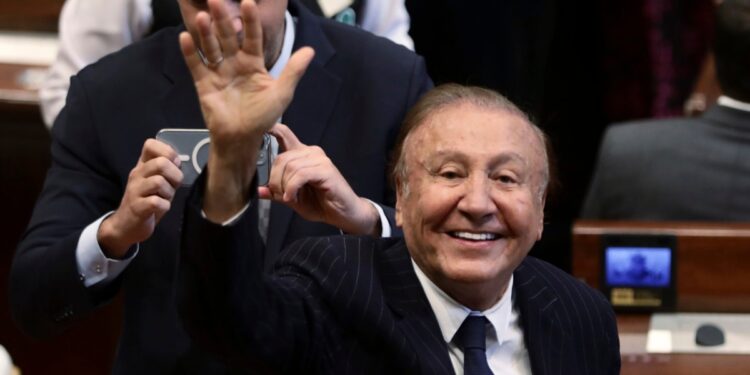 Fallece el excandidato presidencial colombiano Rodolfo Hernández