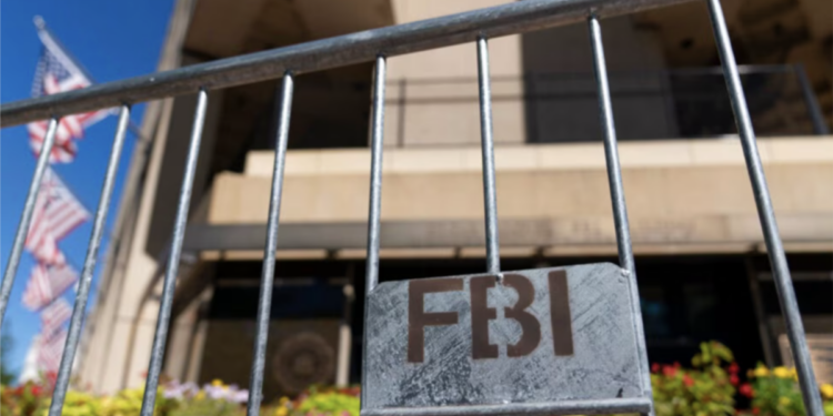 Datos del FBI muestran que delitos violentos han bajado por segundo año consecutivo