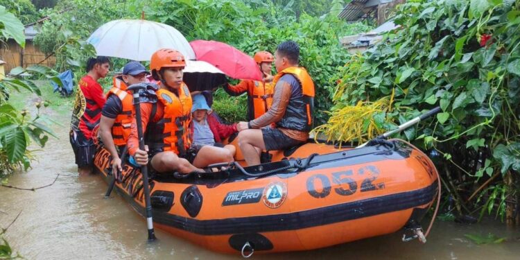 Tormenta provoca inundaciones y deslaves en Filipinas que dejan al menos nueve muertos