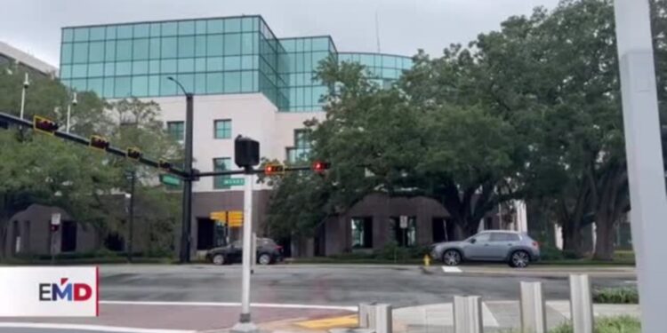 Huracán Helene escala a categoría 3 y Florida se prepara