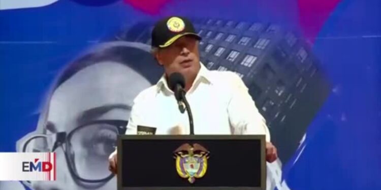Periodistas en Colombia expresan preocupación tras comentarios de presidente Petro