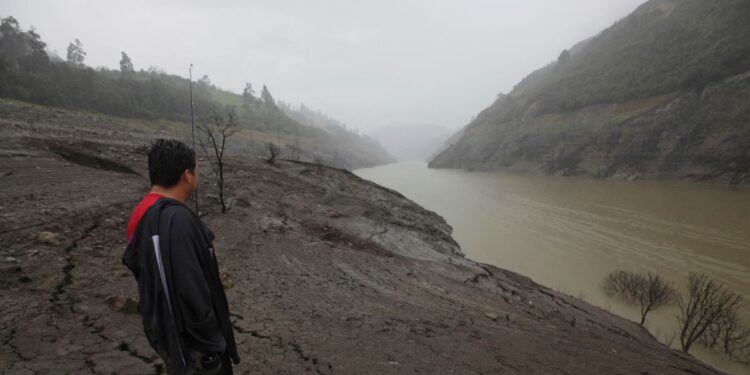 Inician los racionamientos de energía en Ecuador por la aguda sequía